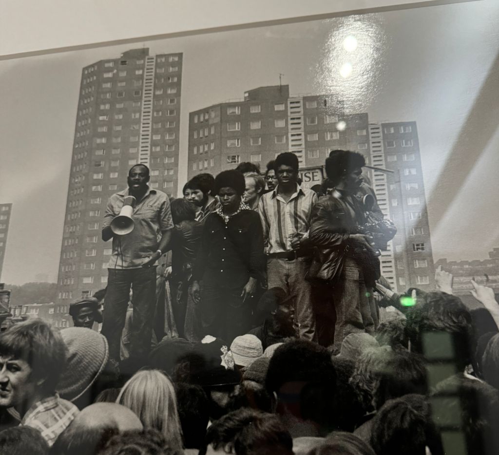 Discovering the Photographic Essence of Britain in the 1980s at Tate Britain