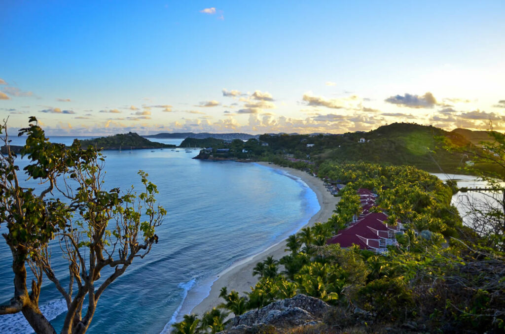 Création d'un nouveau comité consultatif pour promouvoir le tourisme à Antigua-et-Barbuda
