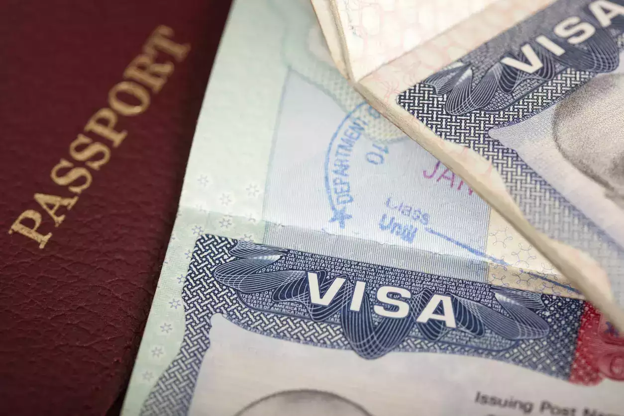 Nya amerikanska visumregler skapar utmaningar för indiska studenter