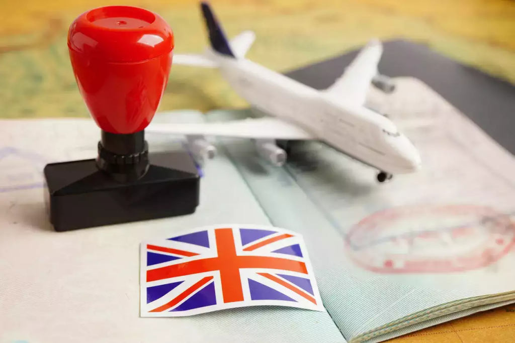 英国工作签证发放量减少 37% 对旅行和交通的影响