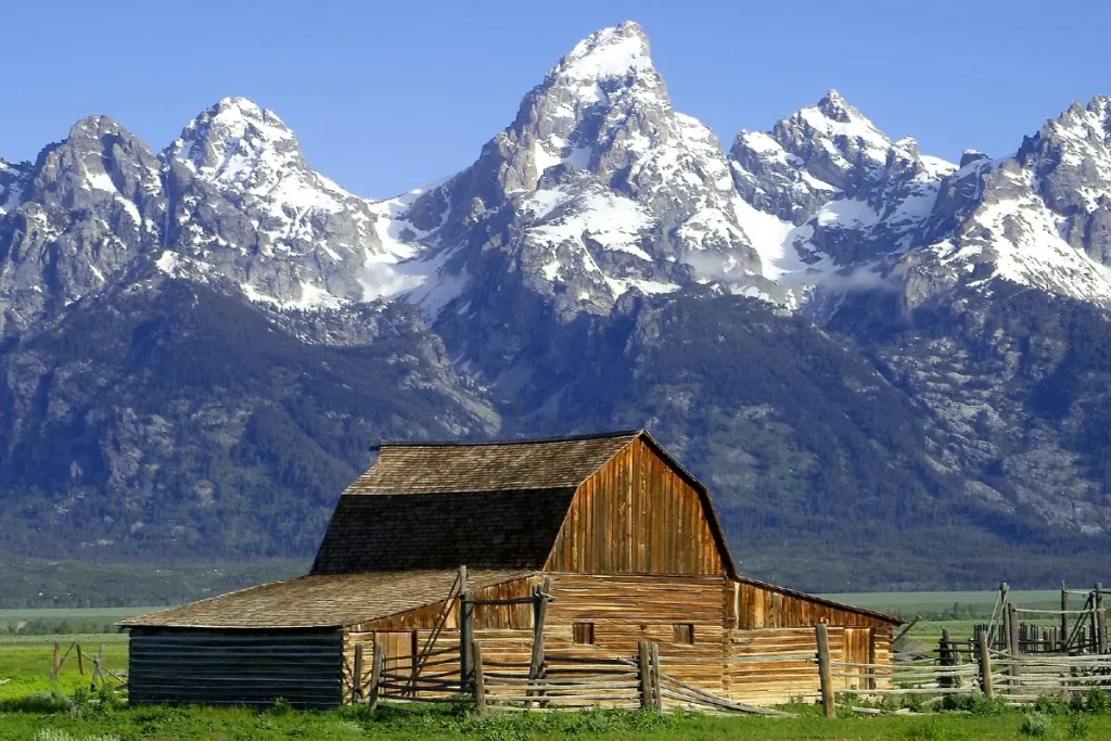 Découvrir Jackson Hole : un guide de voyage pour séjourner, manger et explorer