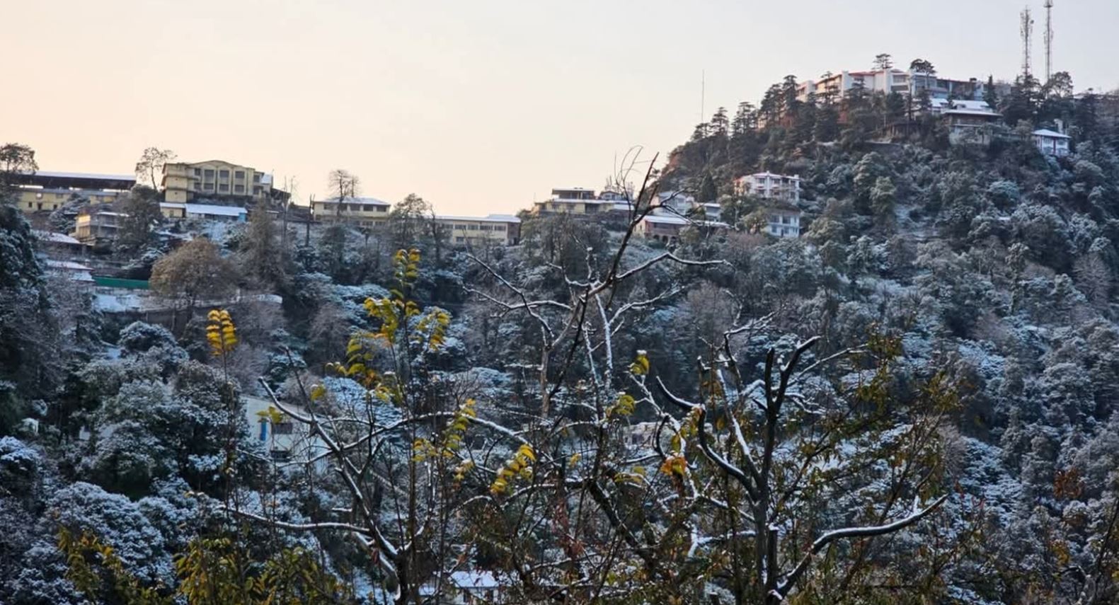 Schwerer Besucherstrom in Mussoorie und Nainital während des langen Wochenendes