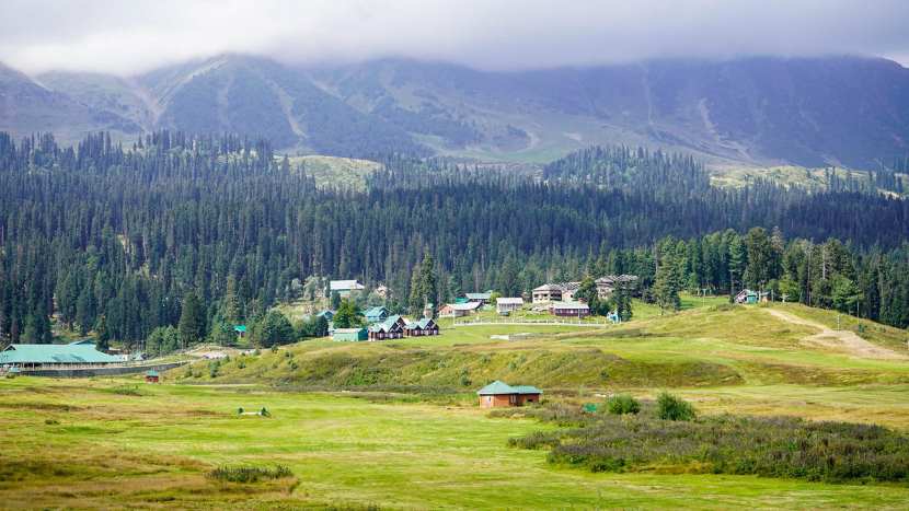 Le renouveau touristique de Gulmarg : l'espoir renaît au cœur de l'Himalaya