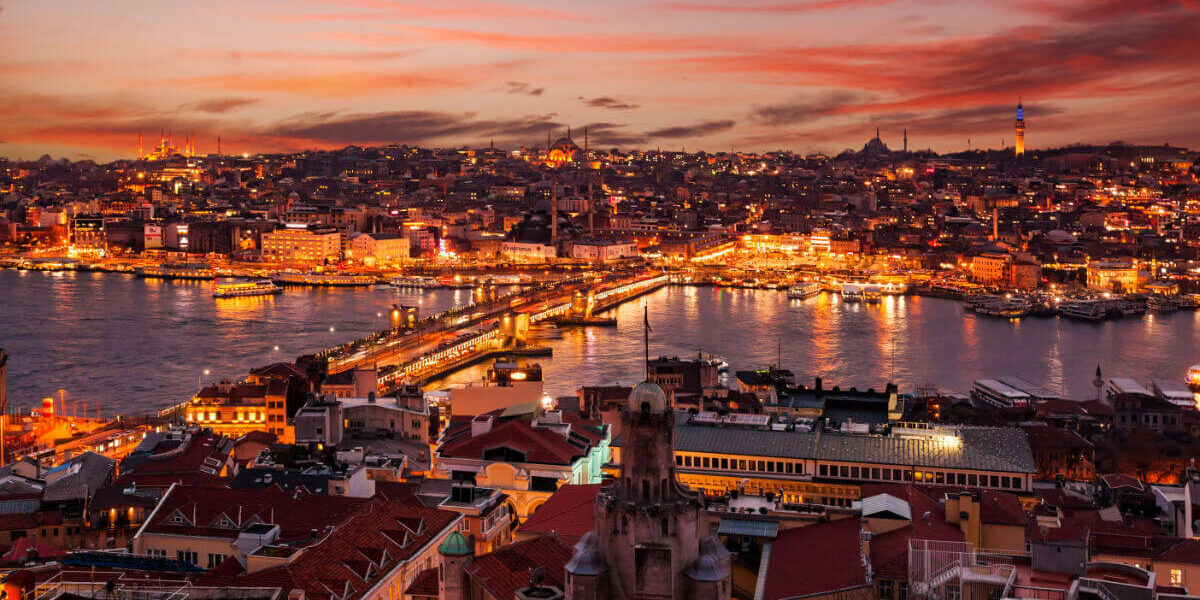Discover Istanbul in May: Perfect Weather and Travel Recommendations